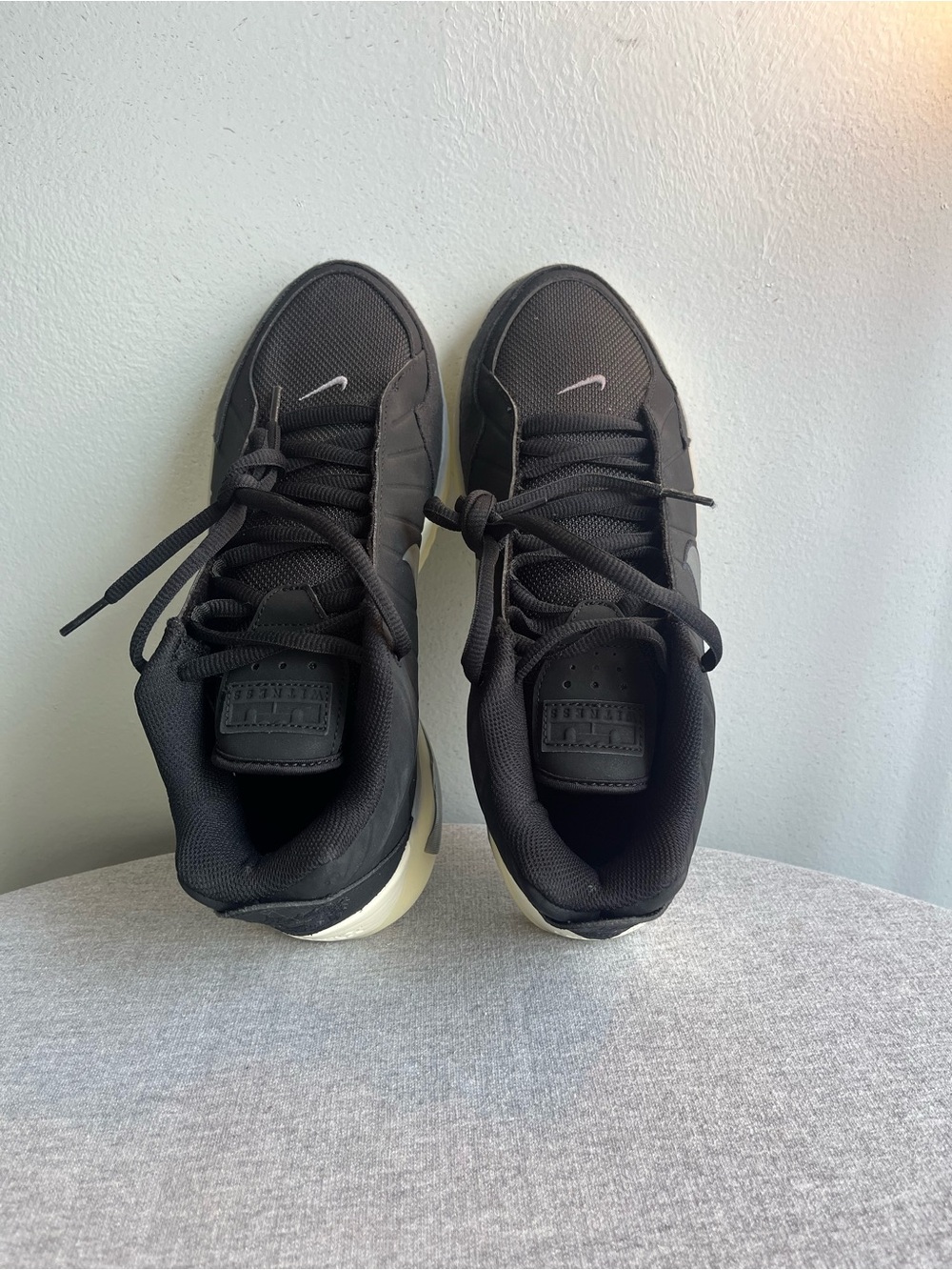 Nike LeBron Witness 9 Black Coconut Milk Men's Shoe Size 9.5 HQ8034-001 - Picture 8 of 11